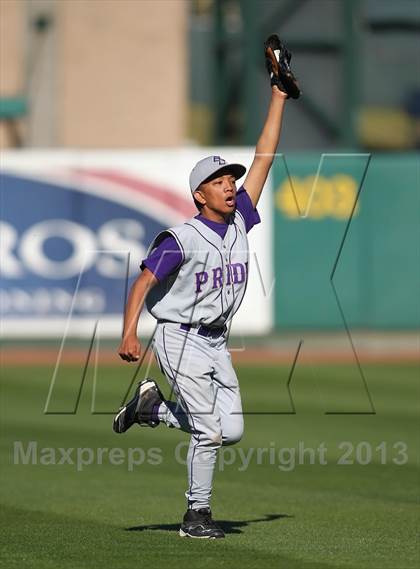 Thumbnail 2 in Bradshaw Christian vs. Woodland Christian (Raley Field) photogallery.