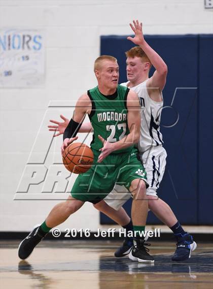 Thumbnail 2 in Mogadore vs. Rootstown photogallery.