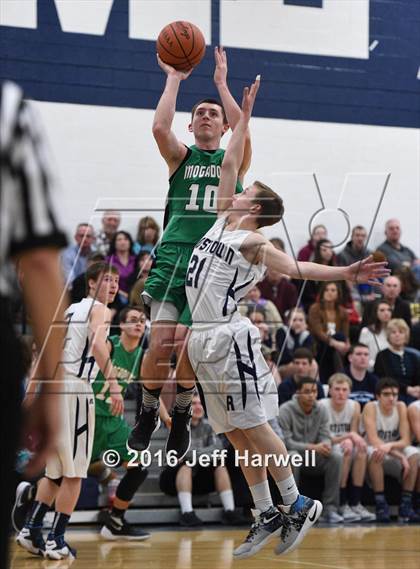 Thumbnail 3 in Mogadore vs. Rootstown photogallery.