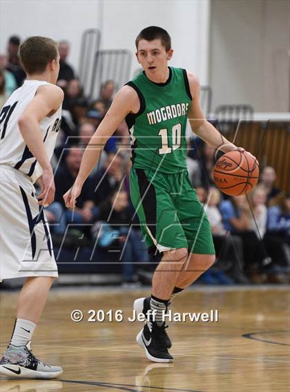 Thumbnail 2 in Mogadore vs. Rootstown photogallery.