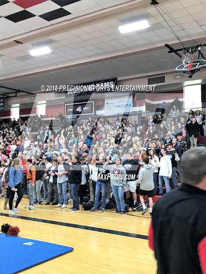 Thumbnail 1 in Highland TOC Ceremony photogallery.