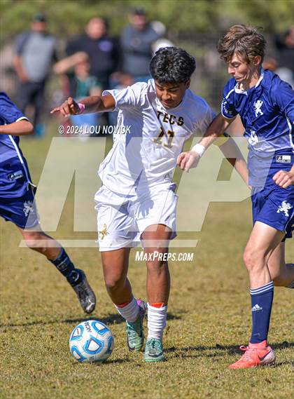 Thumbnail 1 in  Tierra Encantada vs. Santa Fe Prep (NMAA A-3A Quarterfinal) photogallery.