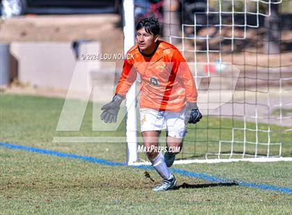 Thumbnail 2 in  Tierra Encantada vs. Santa Fe Prep (NMAA A-3A Quarterfinal) photogallery.