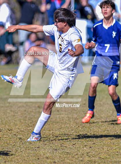 Thumbnail 3 in  Tierra Encantada vs. Santa Fe Prep (NMAA A-3A Quarterfinal) photogallery.