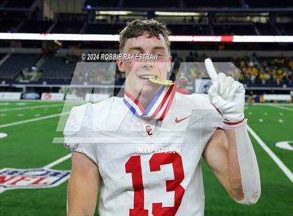 Columbus @ Malakoff (UIL 3A Division I Football Final Medal Ceremony ...