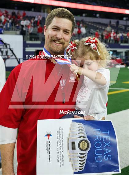 Thumbnail 1 in Columbus @ Malakoff (UIL 3A Division I Football Final Medal Ceremony) photogallery.