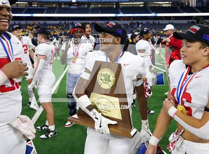 Columbus @ Malakoff (UIL 3A Division I Football Final Medal Ceremony ...