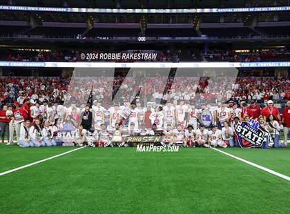 Columbus @ Malakoff (UIL 3A Division I Football Final Medal Ceremony ...