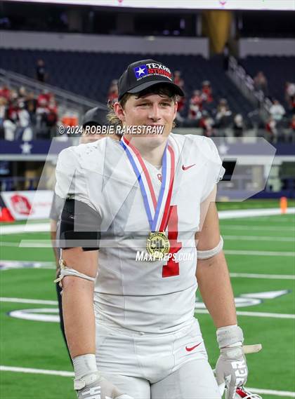 Thumbnail 3 in Columbus @ Malakoff (UIL 3A Division I Football Final Medal Ceremony) photogallery.