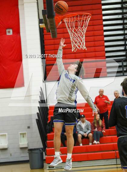 Thumbnail 2 in McNary vs. North Medford (Abby's Pizza Holiday Classic) photogallery.
