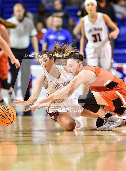Thumbnail 3 in Kirby vs. Viola (AAA 1A State Final) photogallery.
