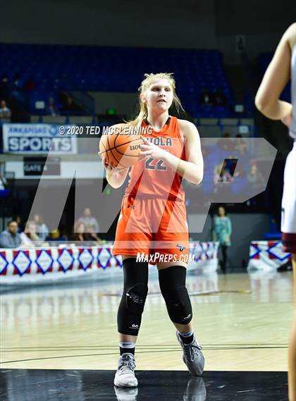 Thumbnail 1 in Kirby vs. Viola (AAA 1A State Final) photogallery.