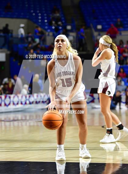 Thumbnail 3 in Kirby vs. Viola (AAA 1A State Final) photogallery.