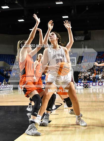 Thumbnail 2 in Kirby vs. Viola (AAA 1A State Final) photogallery.