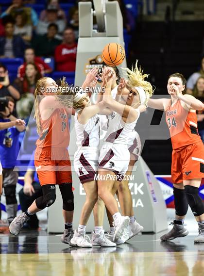 Thumbnail 1 in Kirby vs. Viola (AAA 1A State Final) photogallery.