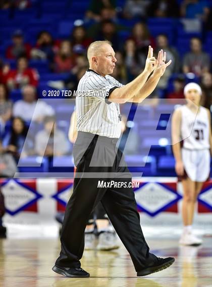 Thumbnail 1 in Kirby vs. Viola (AAA 1A State Final) photogallery.