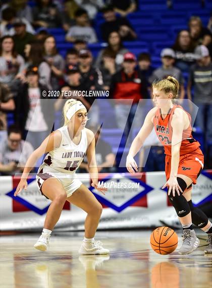 Thumbnail 3 in Kirby vs. Viola (AAA 1A State Final) photogallery.