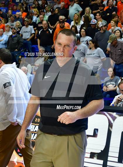 Thumbnail 1 in Kirby vs. Viola (AAA 1A State Final) photogallery.