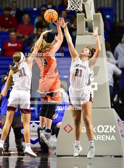 Thumbnail 3 in Kirby vs. Viola (AAA 1A State Final) photogallery.