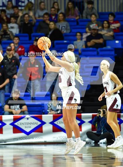 Thumbnail 3 in Kirby vs. Viola (AAA 1A State Final) photogallery.