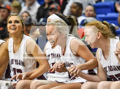 Thumbnail 3 in Kirby vs. Viola (AAA 1A State Final) photogallery.