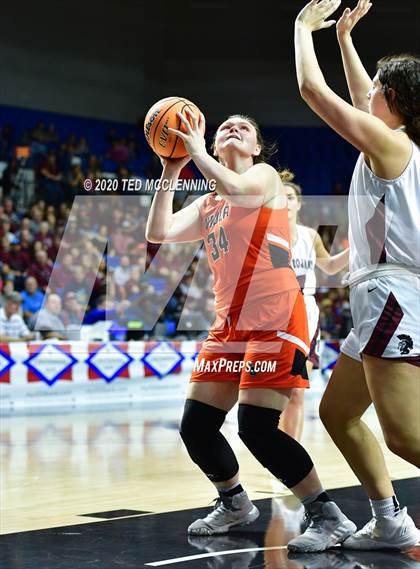 Thumbnail 3 in Kirby vs. Viola (AAA 1A State Final) photogallery.