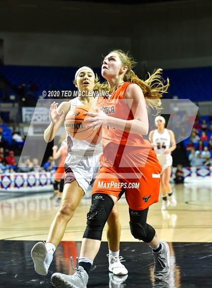 Thumbnail 2 in Kirby vs. Viola (AAA 1A State Final) photogallery.