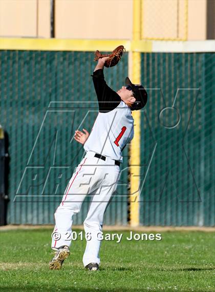 Thumbnail 3 in Benicia vs Bella Vista (CIF SJS D2 Final) photogallery.