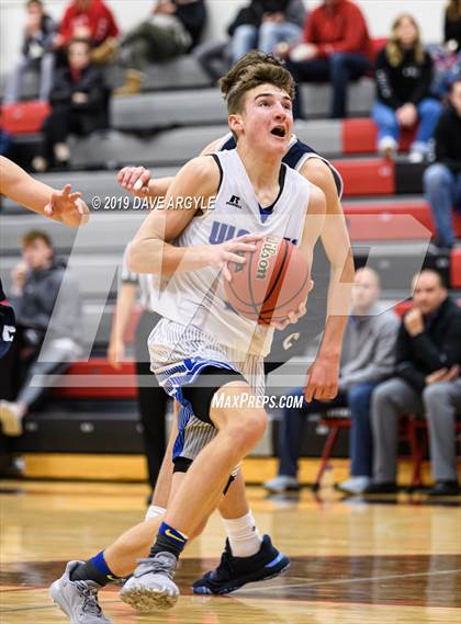 Thumbnail 3 in Corner Canyon vs. Fremont photogallery.