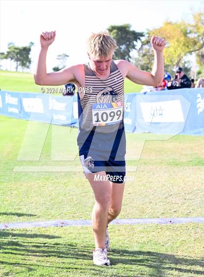 Thumbnail 3 in AIA Division III Championships photogallery.