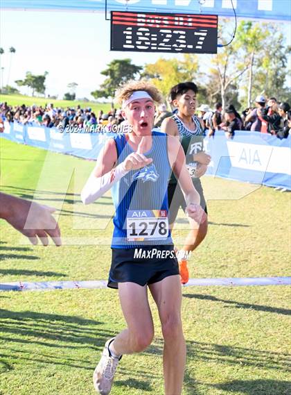 Thumbnail 3 in AIA Division III Championships photogallery.
