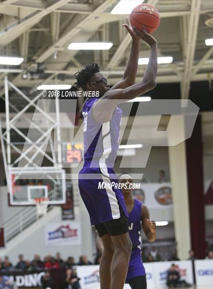 Thumbnail 2 in Ranney vs. Mount St. Joseph (Spalding Hoophall Classic) photogallery.