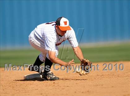 Thumbnail 1 in Wakeland vs Centennial (District 9-4A tiebreaker) photogallery.