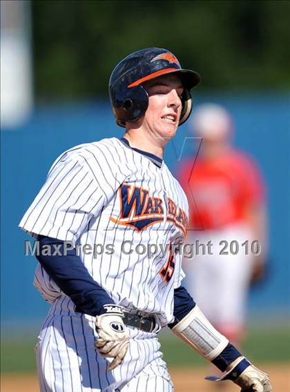 Thumbnail 1 in Wakeland vs Centennial (District 9-4A tiebreaker) photogallery.