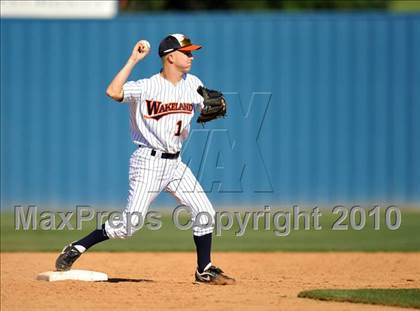 Thumbnail 1 in Wakeland vs Centennial (District 9-4A tiebreaker) photogallery.