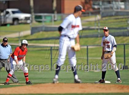 Thumbnail 1 in Wakeland vs Centennial (District 9-4A tiebreaker) photogallery.