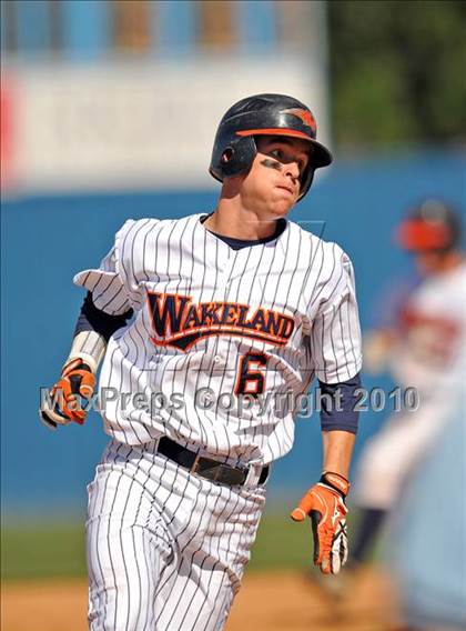 Thumbnail 2 in Wakeland vs Centennial (District 9-4A tiebreaker) photogallery.