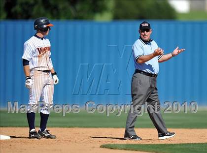 Thumbnail 3 in Wakeland vs Centennial (District 9-4A tiebreaker) photogallery.