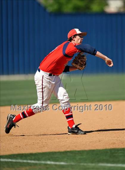 Thumbnail 3 in Wakeland vs Centennial (District 9-4A tiebreaker) photogallery.