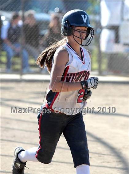 Thumbnail 2 in Santa Clarita Christian @ Viewpoint (2010 Senior Night) photogallery.