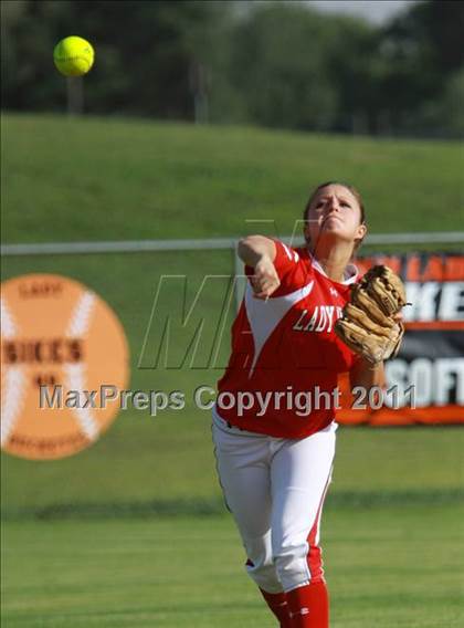 Thumbnail 2 in Carthage @ Gilmer photogallery.