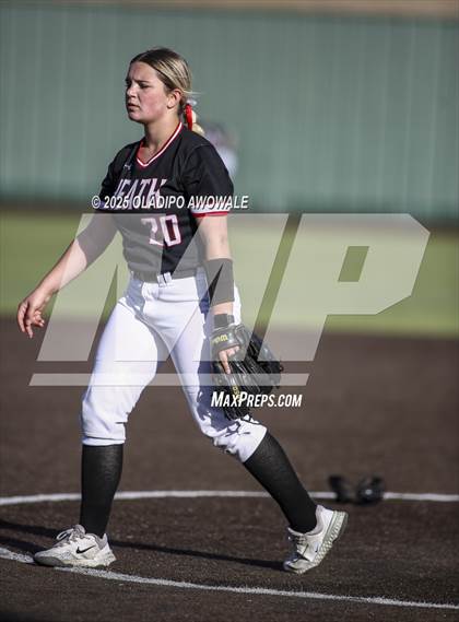 Thumbnail 3 in Rockwall-Heath @ Rockwall photogallery.