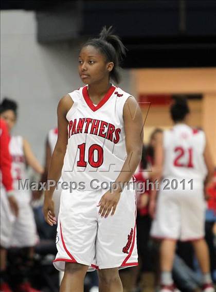 Thumbnail 3 in Piedmont vs. St. Mary's (CIF NCS D4 Final) photogallery.