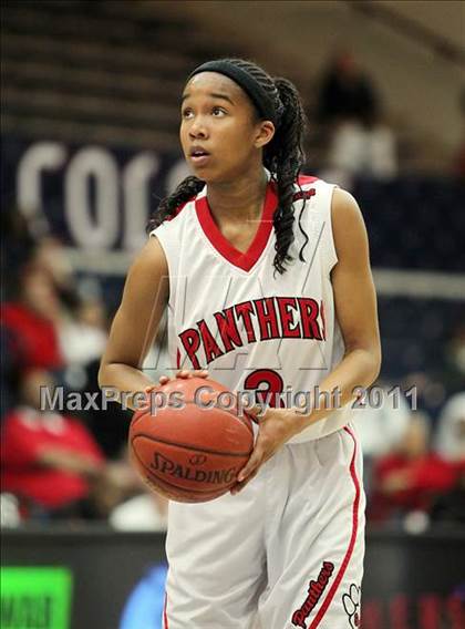 Thumbnail 1 in Piedmont vs. St. Mary's (CIF NCS D4 Final) photogallery.