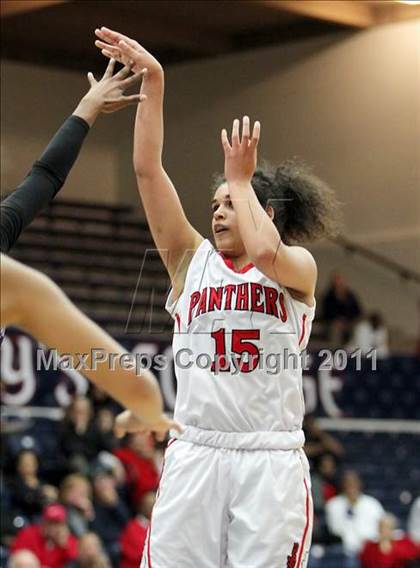 Thumbnail 2 in Piedmont vs. St. Mary's (CIF NCS D4 Final) photogallery.