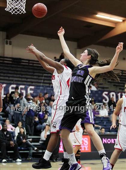 Thumbnail 1 in Piedmont vs. St. Mary's (CIF NCS D4 Final) photogallery.