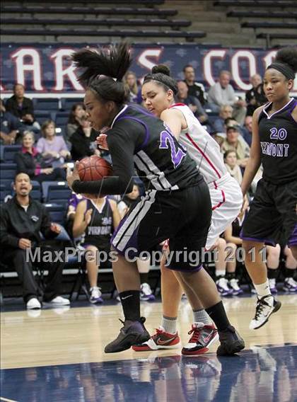 Thumbnail 2 in Piedmont vs. St. Mary's (CIF NCS D4 Final) photogallery.