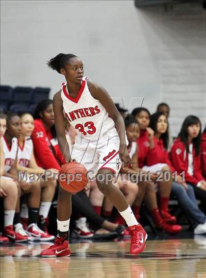 Thumbnail 3 in Piedmont vs. St. Mary's (CIF NCS D4 Final) photogallery.