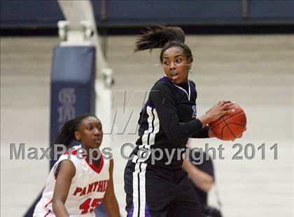 Thumbnail 1 in Piedmont vs. St. Mary's (CIF NCS D4 Final) photogallery.