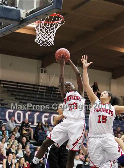 Thumbnail 1 in Piedmont vs. St. Mary's (CIF NCS D4 Final) photogallery.